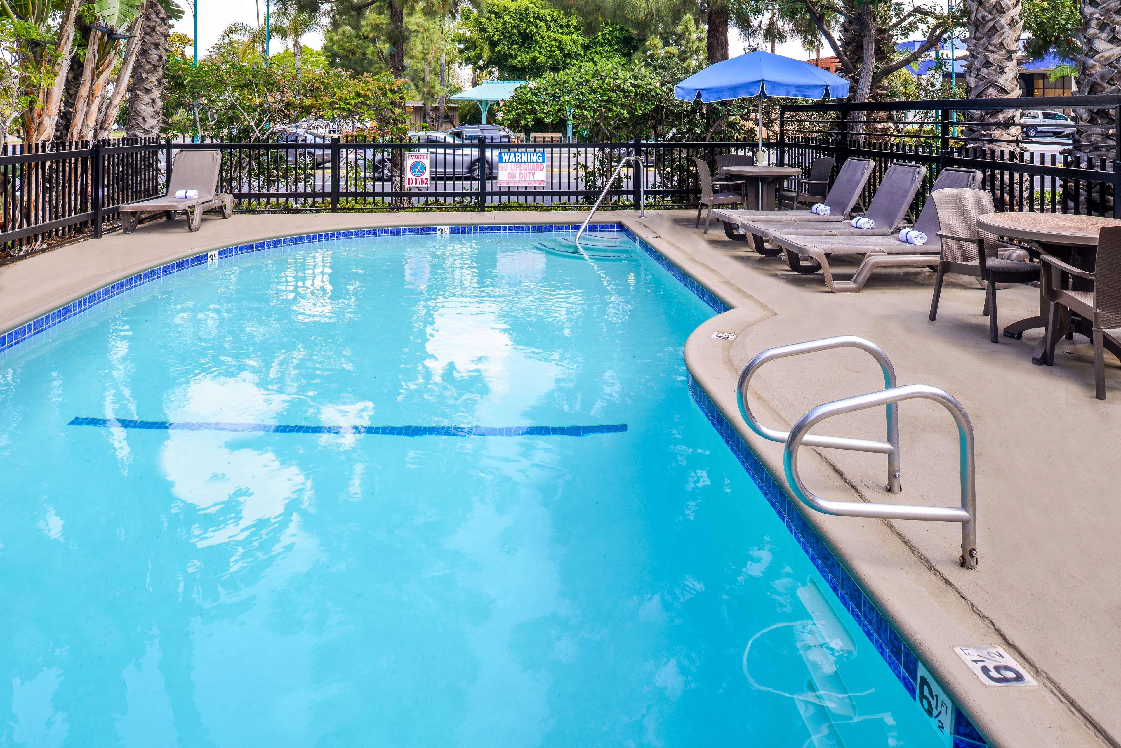 Best Western Courtesy Inn - Anaheim Park Hotel Exterior foto