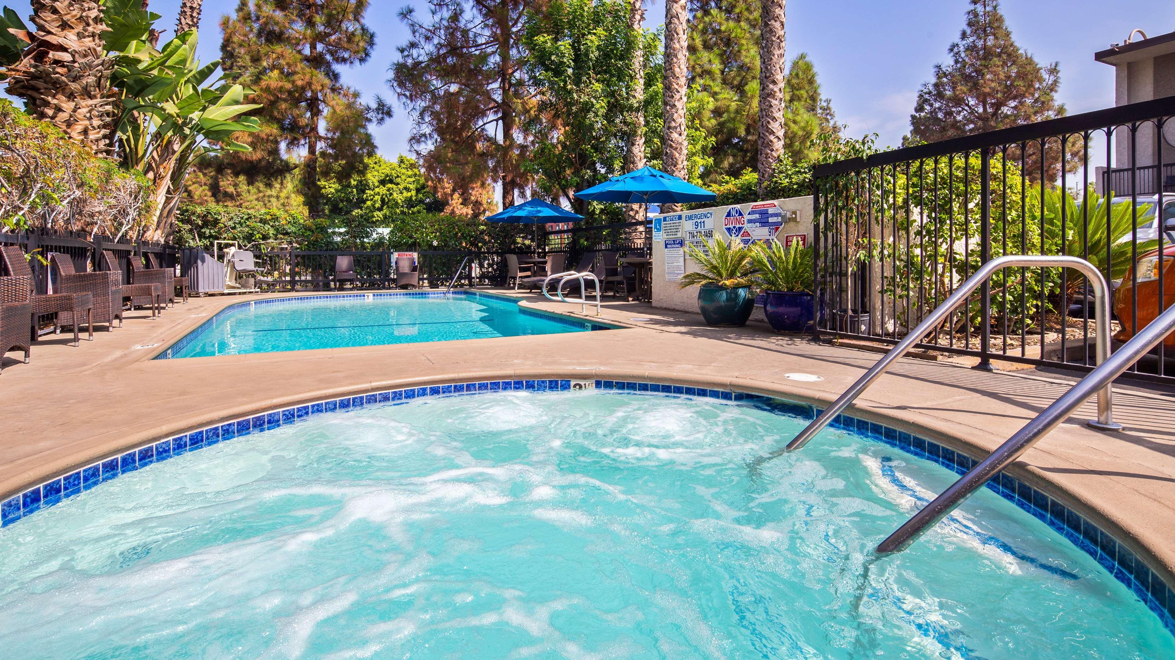 Best Western Courtesy Inn - Anaheim Park Hotel Exterior foto